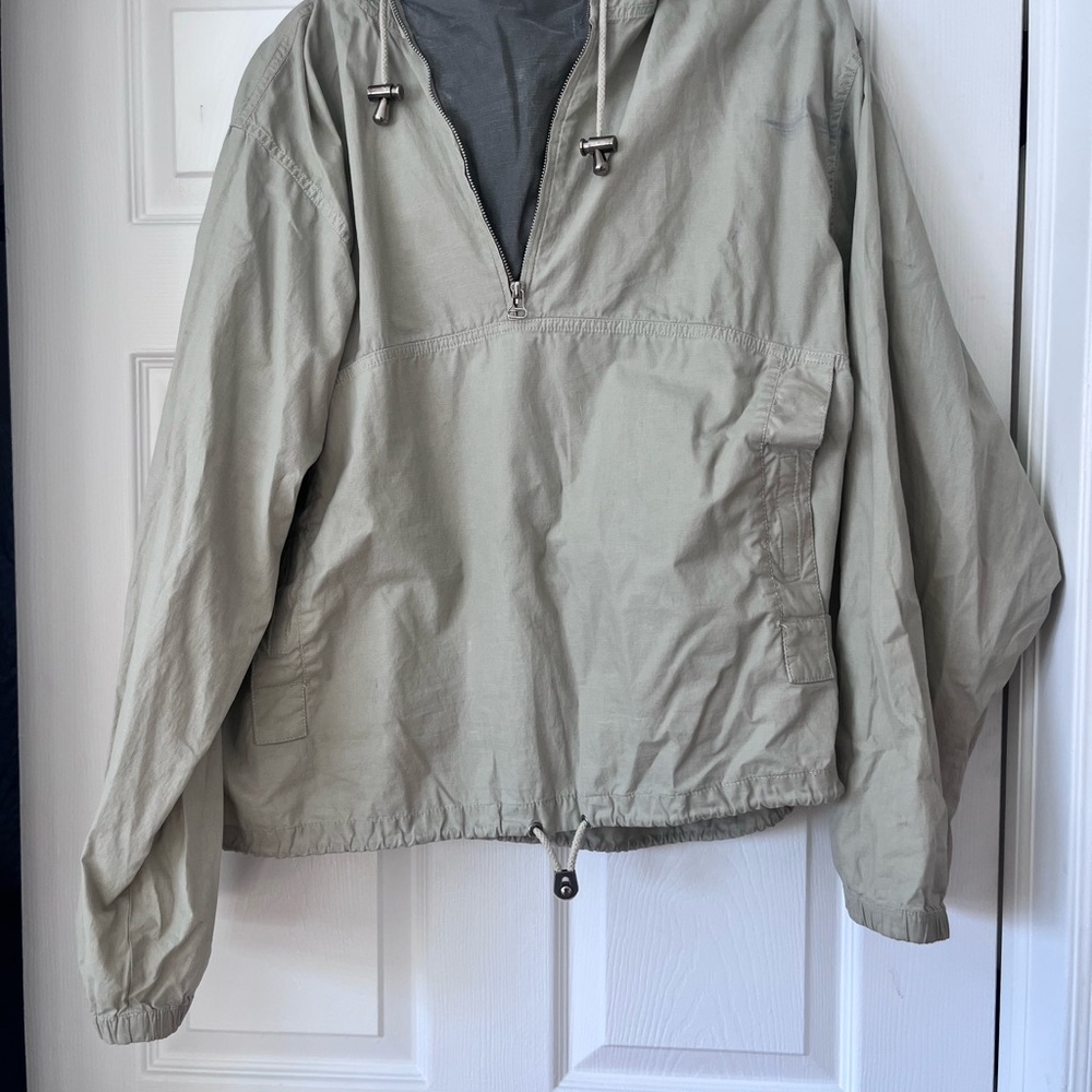Vintage Windbreaker Jacket in Light Gray